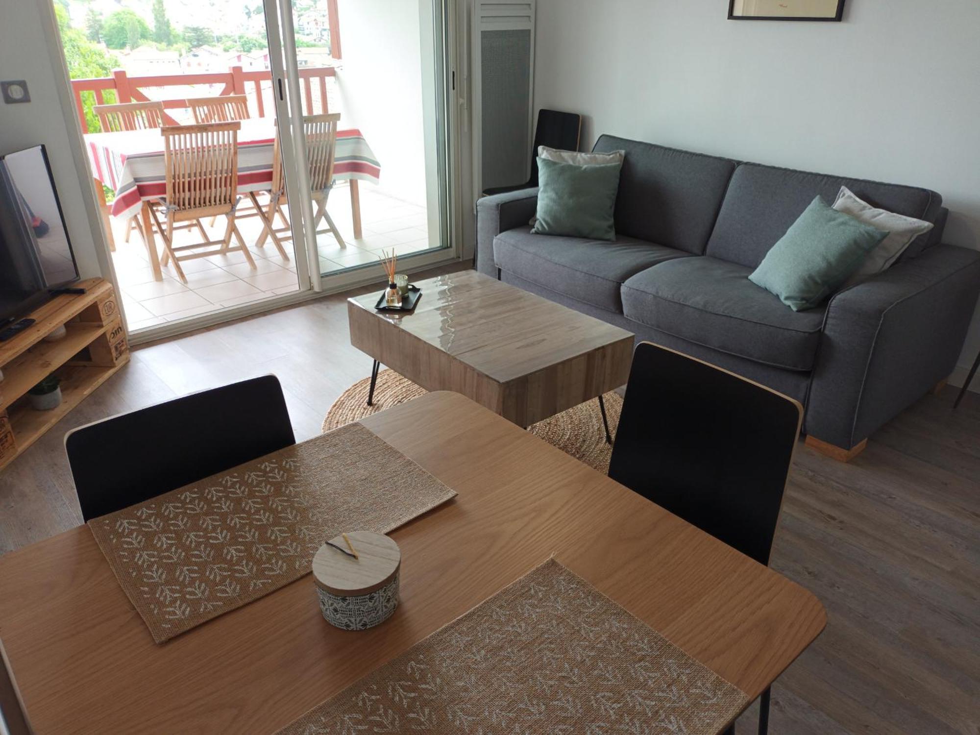 Appart. 2* A Hendaye, Proche Centre, Parking Privatif - Fr-1-239-777 Apartment Екстериор снимка