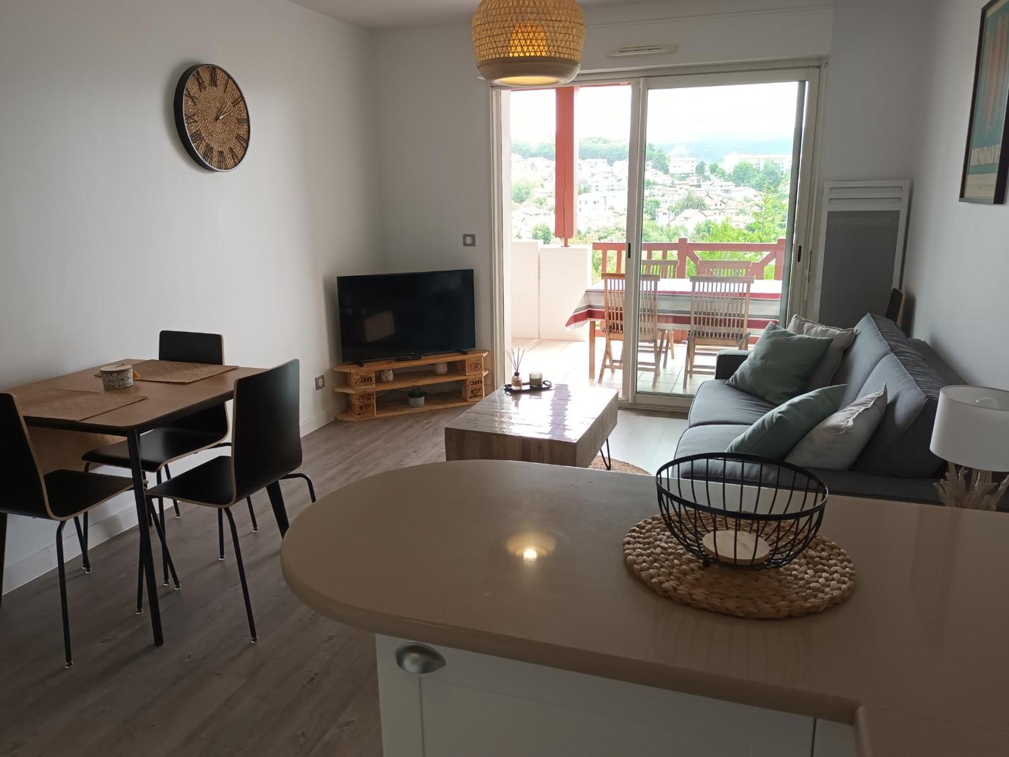 Appart. 2* A Hendaye, Proche Centre, Parking Privatif - Fr-1-239-777 Apartment Екстериор снимка